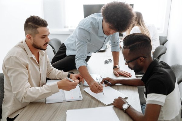 Revolutionizing dining: harnessing data analytics for customized menus in glasgow eateries